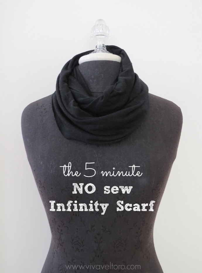 5 minute no-sew infinity scarf