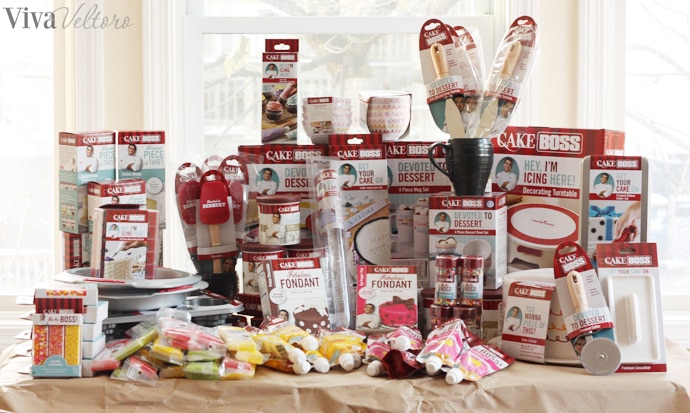 Be Your Own Cake Boss with the Whipple Pretend Cake Decorating Set - The Toy  Insider