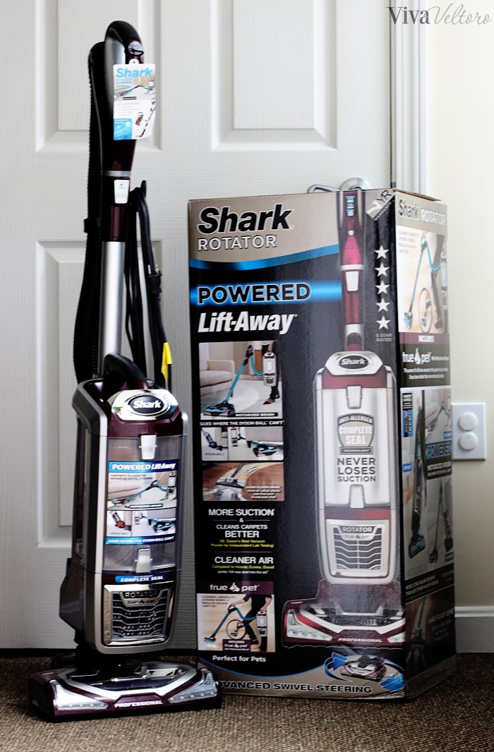 Shark Rotator Powered Lift-Away Vacuum box