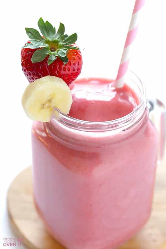Strawberry-Banana-Smoothie-5