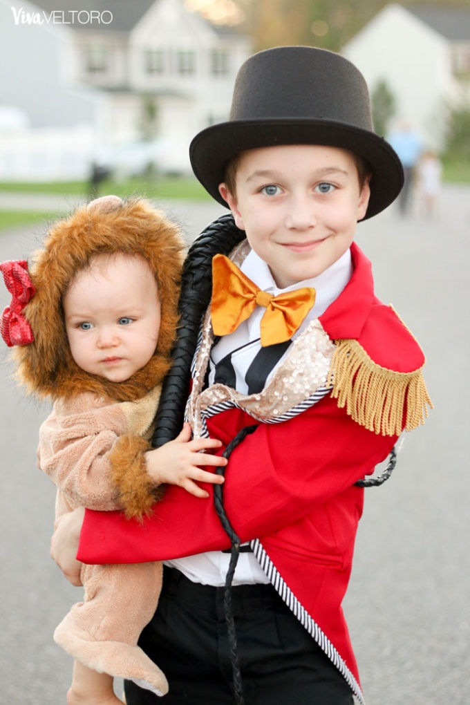 Circus Costume Ideas DIY Family Halloween Costumes Viva Veltoro