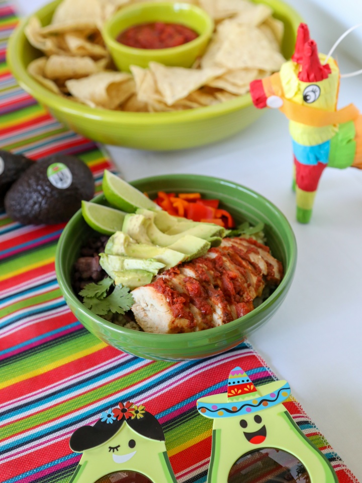 Avocado chicken bowls