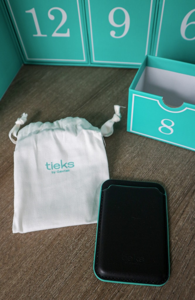TIeks cellphone wallet